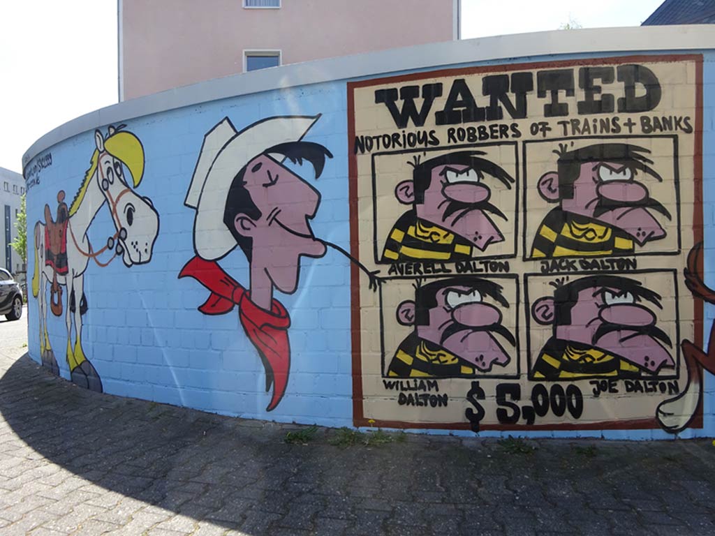 Lucky Luke, Rantanplan und die Daltons-Bande auf Mauerwerk in Frankfurt-Bornheim